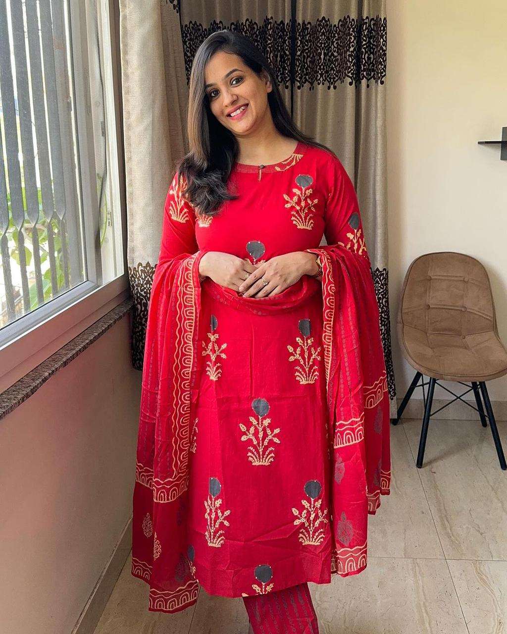 Pure Fine Cotton Fabric Kurti With Pant And Dupatta