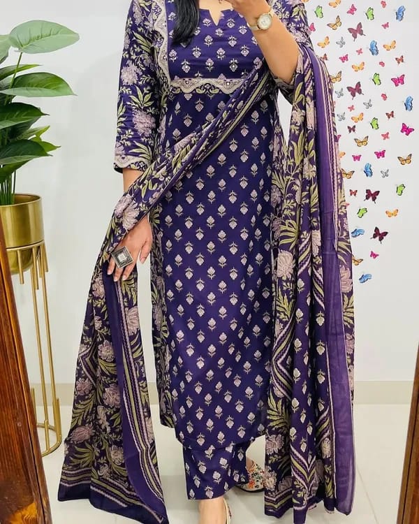 Cotton Kurti With Handcrafted Adda Anchor Patra Work On Yoke Paired With Cotton Pant And Fine Malmal Cotton Dupatta Less