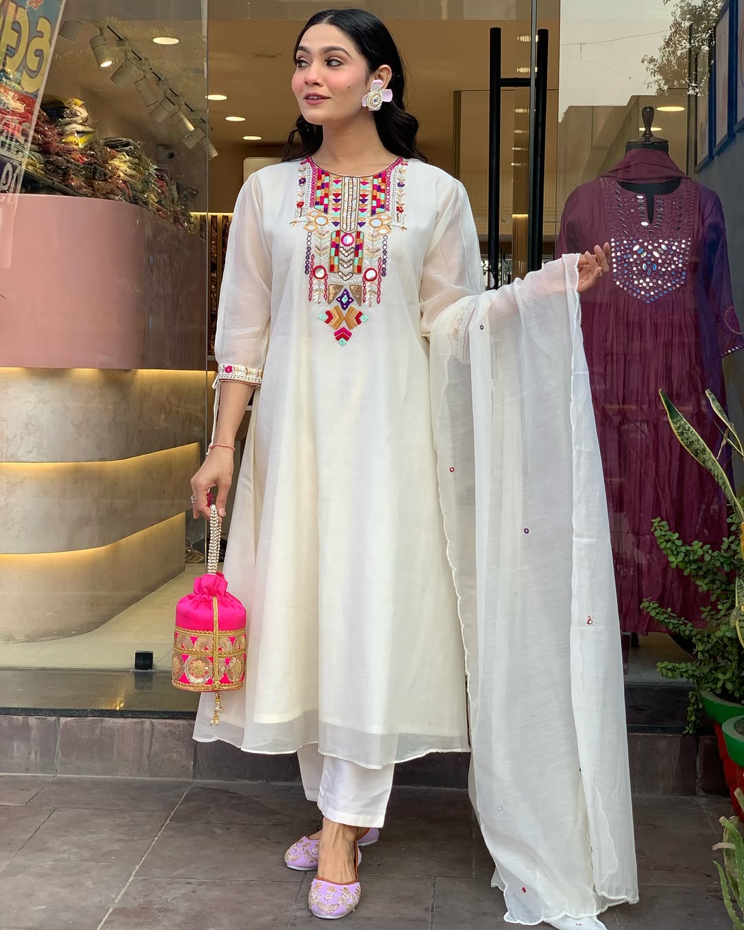 Ivory White Embroidered Kurta Set