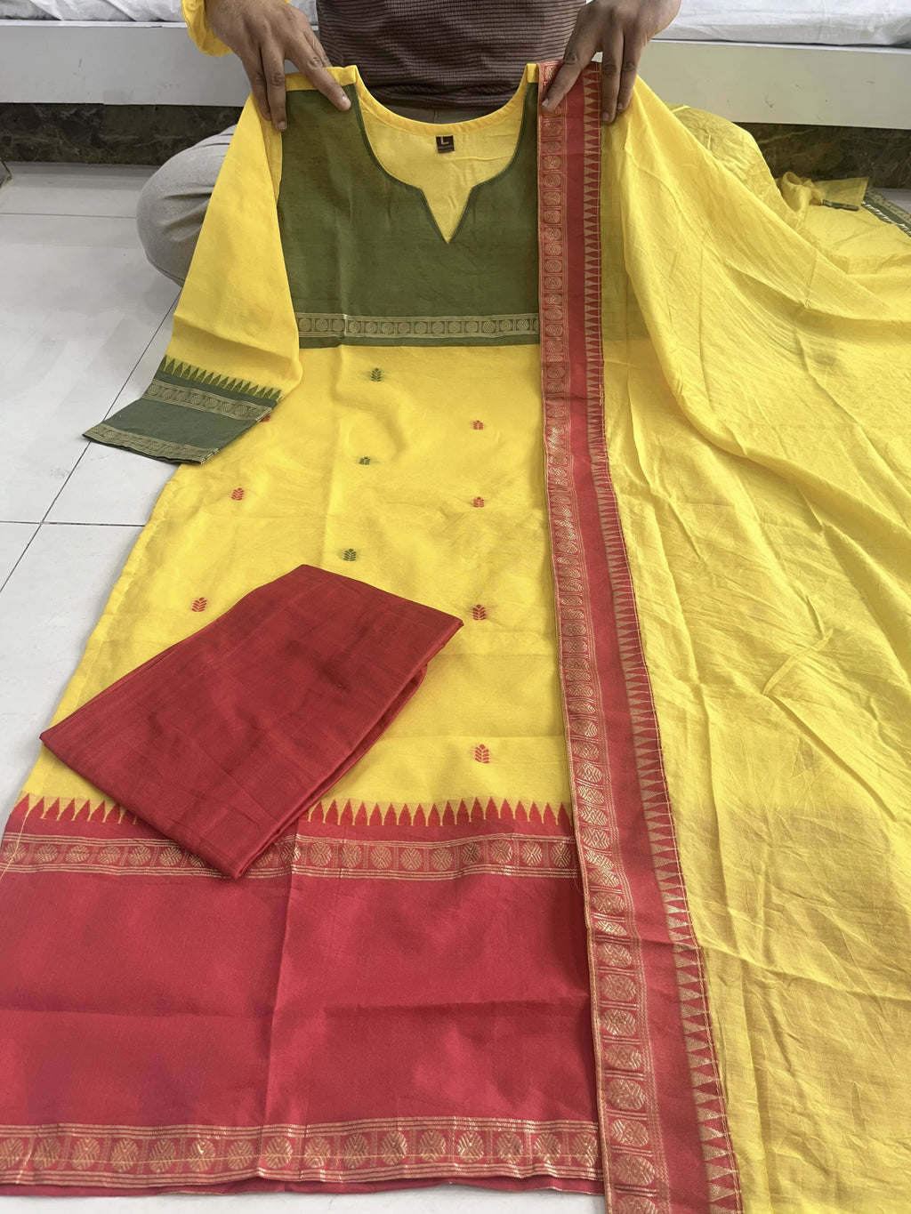 Elegant Kanchi Cotton Suit Set With Jaquard Dupatta For Women
